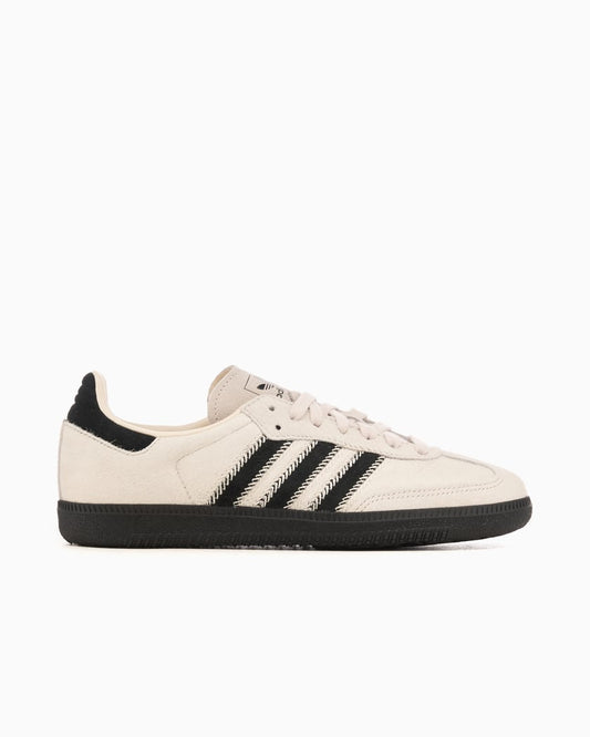 Samb-a Wonder White Black Pony Viral Shoes