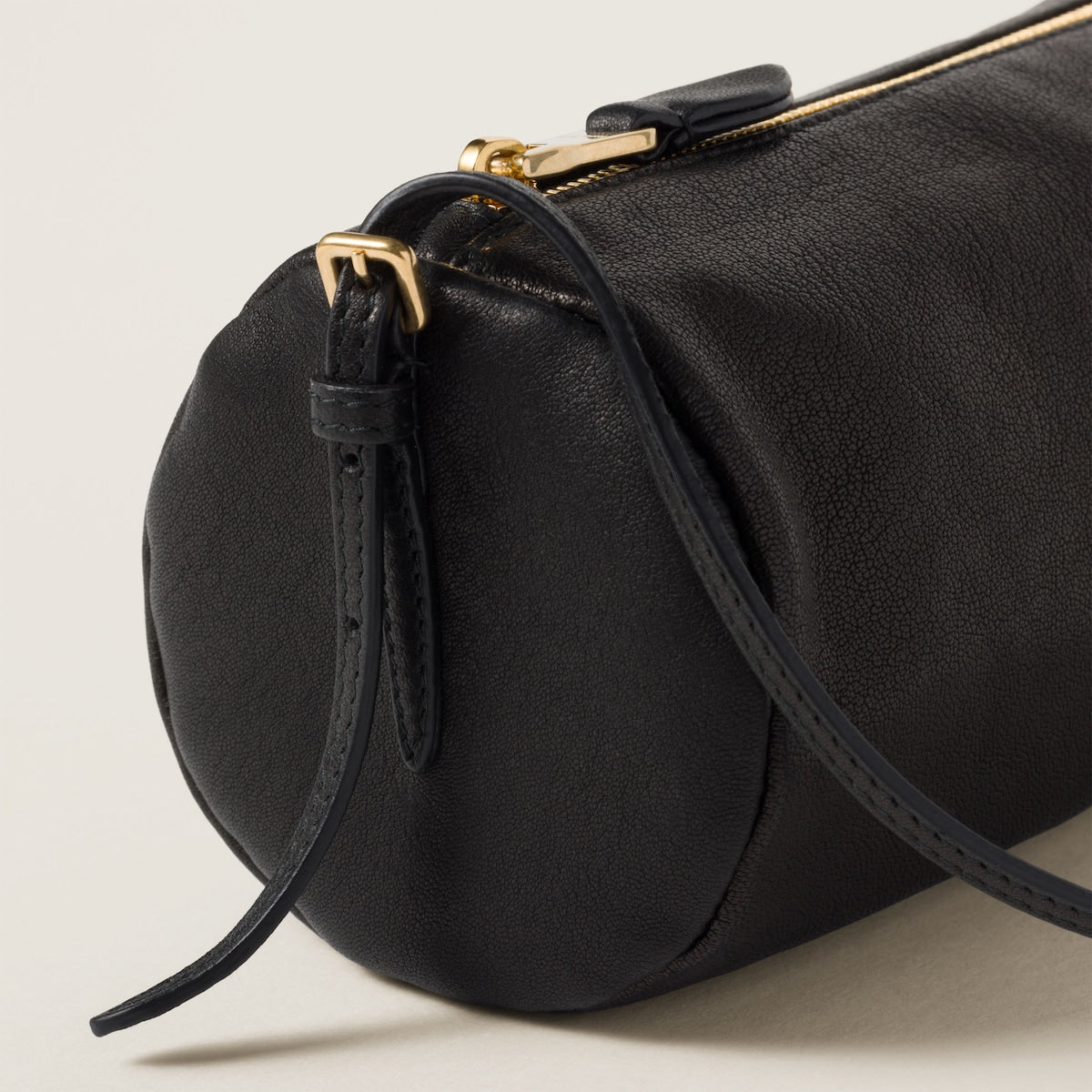 MM Viral Bowling Pouch